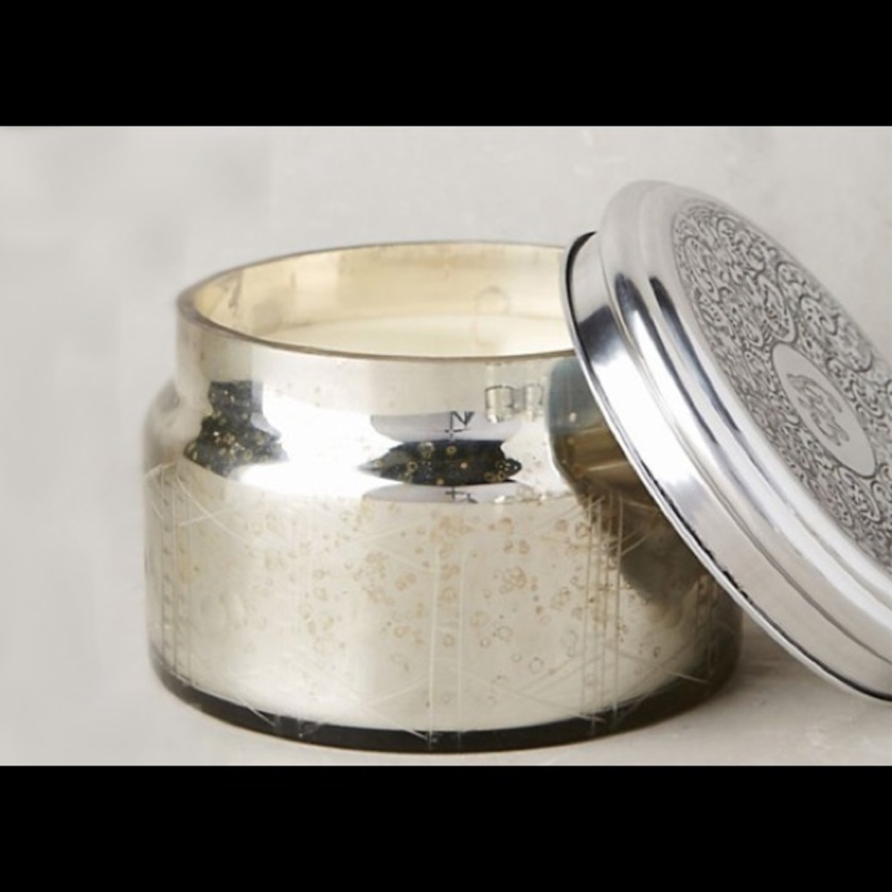 Anthropologie Capri Blue Colossal Volcano Candle